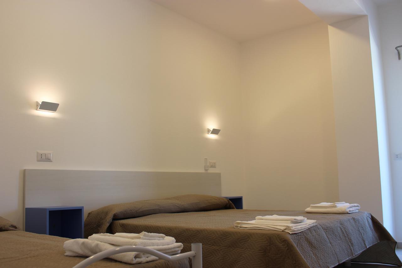 Hotel La Tombola Agropoli Kültér fotó